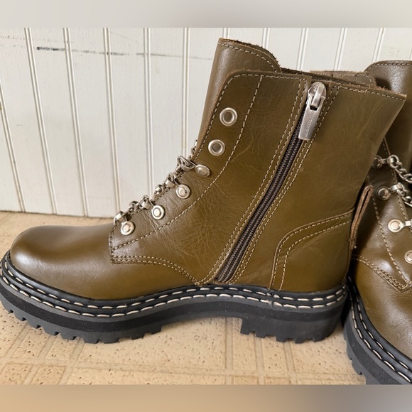 NEW Vince Camuto Popinta Chain Green Combat Boots Women’s 7.5 - Picture 3 of 6